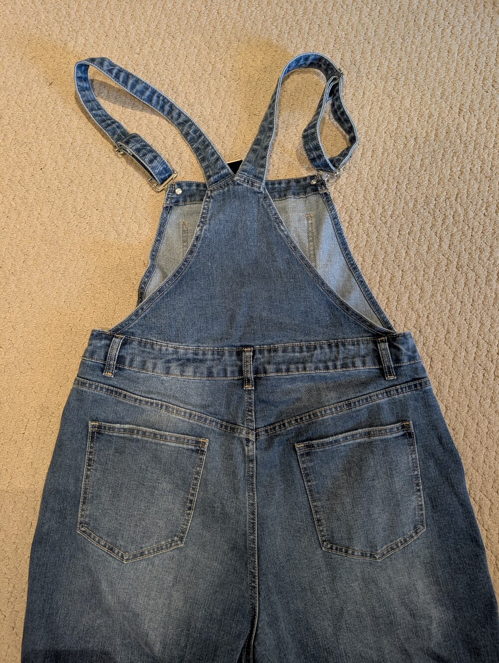 Flamingals Multi Pocket Mid Waist Straight Leg Overalls NWT Women's Medium - Picture 9 of 10